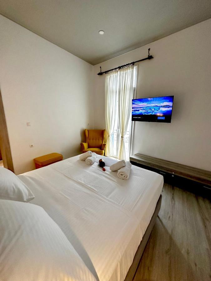 Travelers Luxury Suites, Studios & Apartments Corfu  Εξωτερικό φωτογραφία