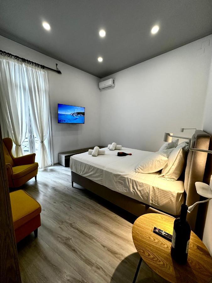 Travelers Luxury Suites, Studios & Apartments Corfu  Εξωτερικό φωτογραφία