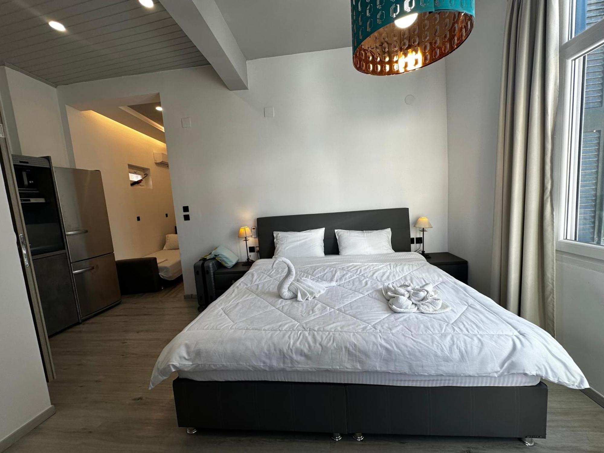 Travelers Luxury Suites, Studios & Apartments Corfu  Εξωτερικό φωτογραφία