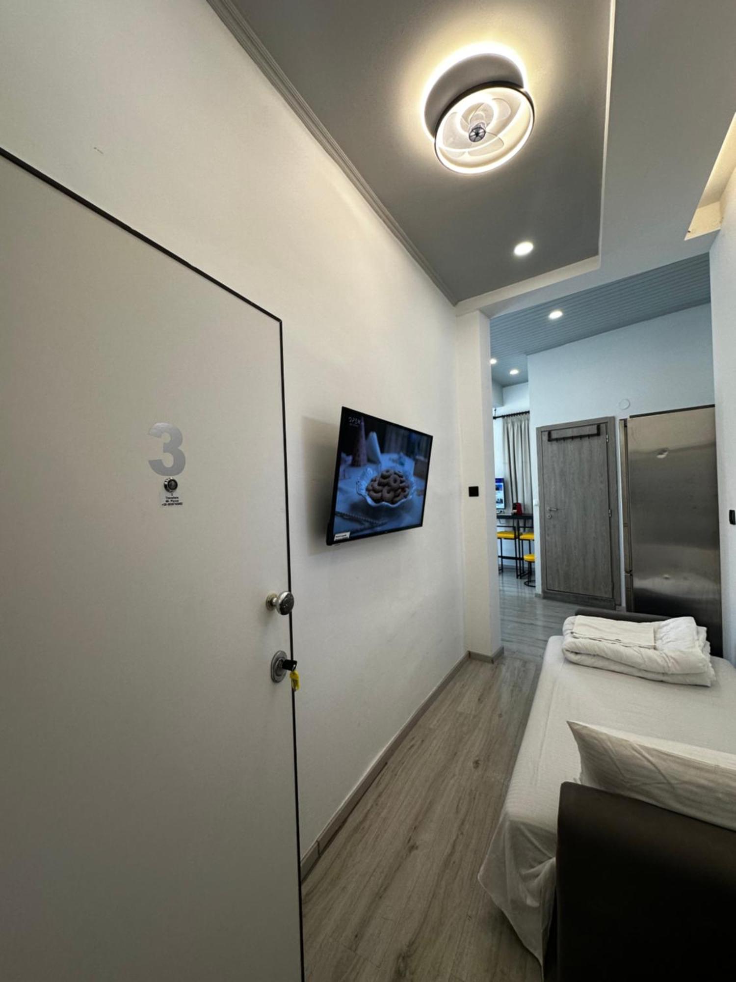 Travelers Luxury Suites, Studios & Apartments Corfu  Εξωτερικό φωτογραφία