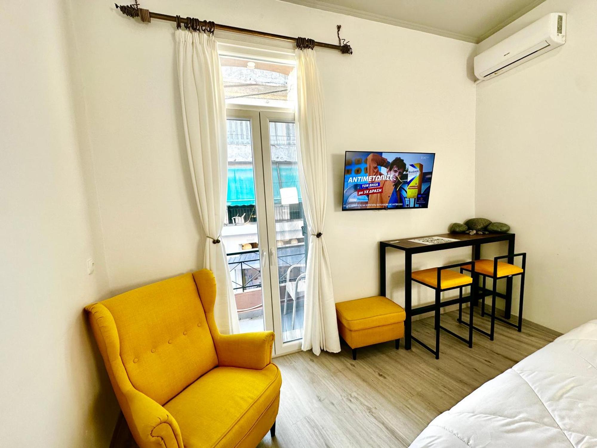 Travelers Luxury Suites, Studios & Apartments Corfu  Εξωτερικό φωτογραφία