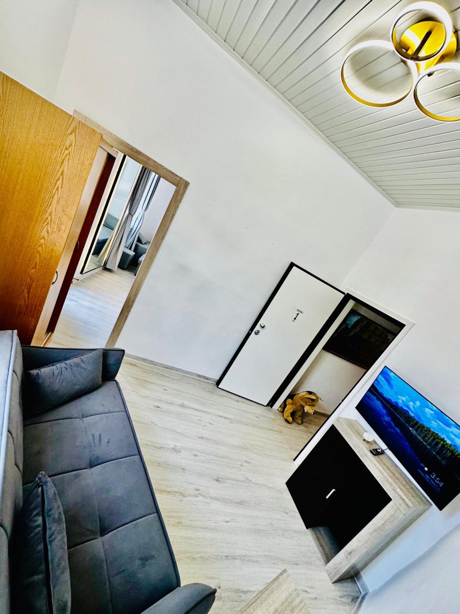 Travelers Luxury Suites, Studios & Apartments Corfu  Εξωτερικό φωτογραφία